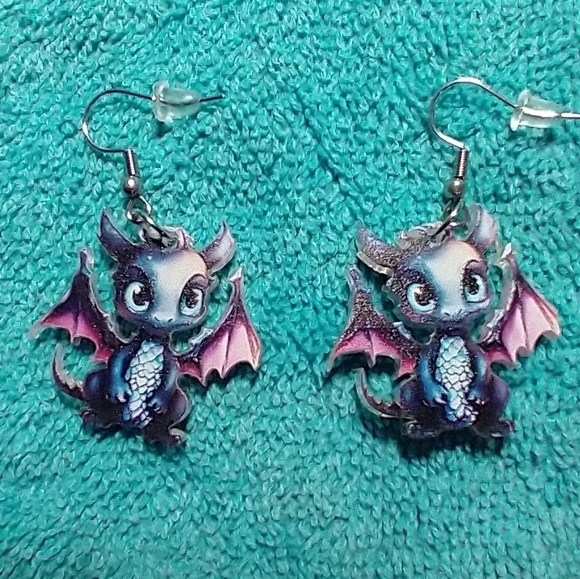 Jewelry - Cute acrylic purple dragon wire earrings